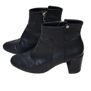 TARYN ROSE black leather ankle boots. Size is 37 or US size 6.5.  Quality shoe.